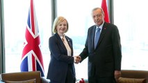 Erdoğan, İngiltere Başbakanı Truss ile görüştü