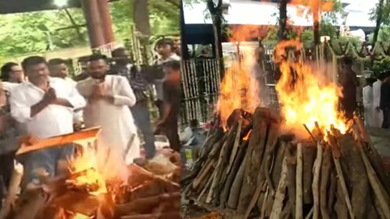 Raju srivastava को बेटे Ayushman Srivastava ने दी मुखाग्नि, रोते रोते किया | Boldsky *Entertainment