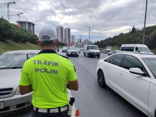 İstanbul'da trafik denetimi: Kurallara uymayanlara ceza yağdı