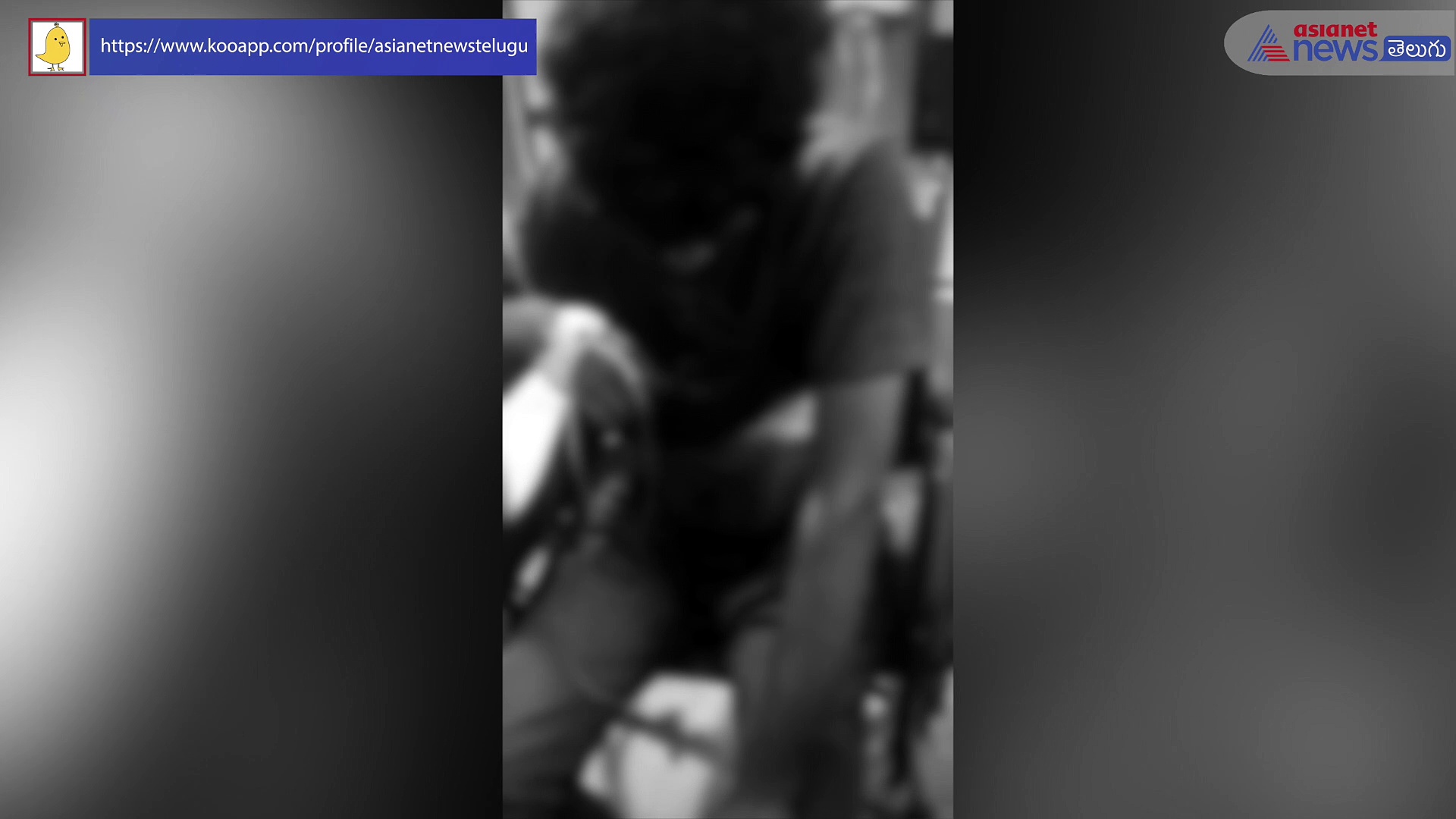 కరీంనగర్ లో తల్లీకొడుకుపై హత్యాయత్నం... శరీరంలో కత్తితోనే హాస్పిటల్ కు 