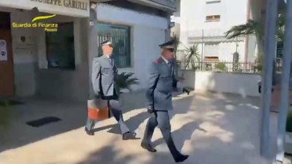 A Fano truffa dei diamanti con la complicità della banca