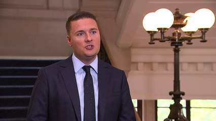Labour: Govt's NHS plan is a 'betrayal of patients'