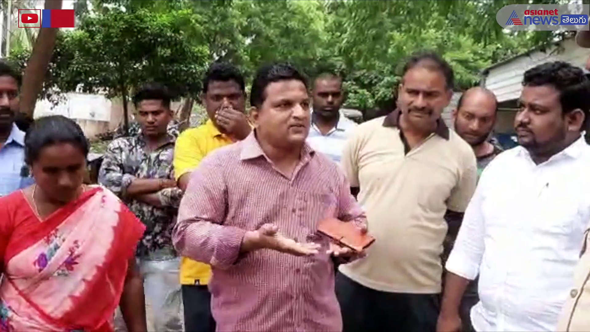 ఒకే బస్సులో అమ్మాయిలు, అబ్బాయిలను కుక్కి... తాడేపల్లి కార్పోరేట్ కాలేజి నిర్వాకం 