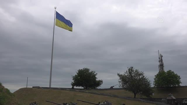 Son dakika haber... Ukrayna'da 2. Dünya Savaşı'nın anısına yapılan Motherland (Anavatan) heykeli