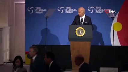 Biden sahnede afalladı