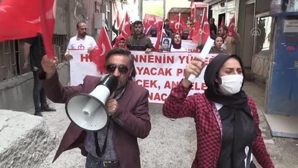 Çocukları dağa kaçırılan aileler HDP önündeki eylemlerini sürdürdü