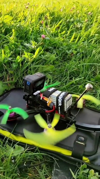 Dron flying best cover to video graphics for technical and stylish latest coverage