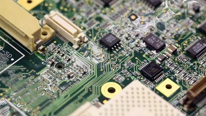 Circuit électronique de carte mère