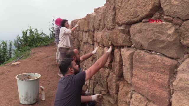 KAZILARDA KURUL KALESİ'NİN 5'TE 3'Ü AÇIĞA ÇIKARILDI