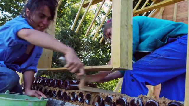 Heureux les fêlés Bande-annonce VF