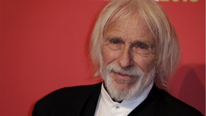 Voici - Pierre Richard “obsédé sexuel” : cette scène très gênante avec une jeune femme racontée par l’un de ses proches