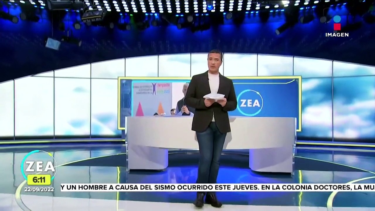 Alfredo del Mazo entrega estímulos económicos a alumnos ganadores en la Olimpiada del Conocimiento