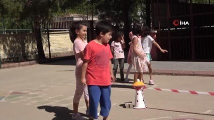 Uzman psikolog uyardı: "Ailelerin kendi kaygıları öğrencilerde başarısızlık duygusu ve ödevlere karşı dirençlere neden oluyor"