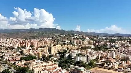 Así se ve Málaga desde la planta 25 de la Torre Sur de Martiricos.