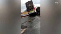 Batida entre ônibus e carreta na BR-153 deixa mortos e feridos