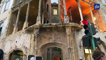 لبنان: معرض فني يغرف من ماضي بيروت لمساءلة حاضرها المثقل بالأزمات