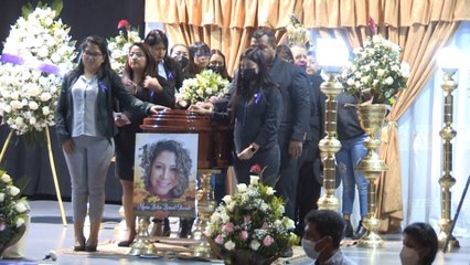 Crimen de abogada se convierte en emblema de la violencia contra mujer en Ecuador