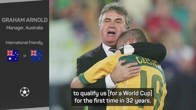 Hiddink assists Arnold in Australia return