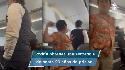 Detienen a pasajero por golpear a un sobrecargo en vuelo de México a Los Ángeles