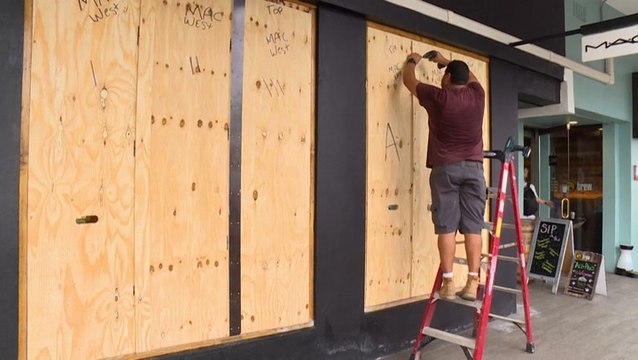 Bermuda braces for Hurricane Fiona