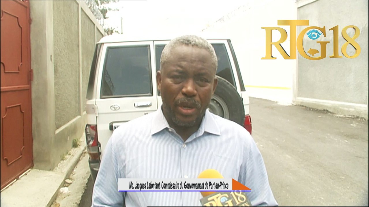 Pakè Pòtoprens òdone lapolis arete moun ki mete fatra devan moniman Anperè Jn-Jacques Dessalines.