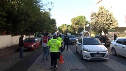 Maltepe'de okul önlerinde denetim