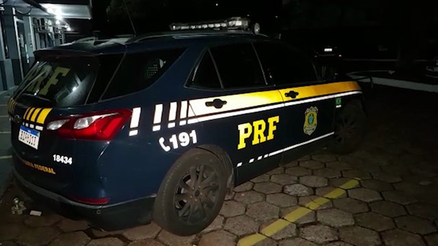 Jovem faz manobras de carro em frente à Expovel e é detido por embriaguez ao volante pela PRF
