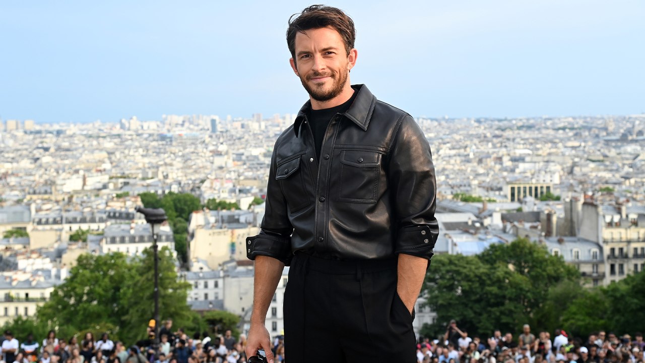Bridgerton Star Jonathan Bailey Casts As Fiyero...