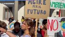 Fridays for Future a Firenze, giovani in sciopero per il clima