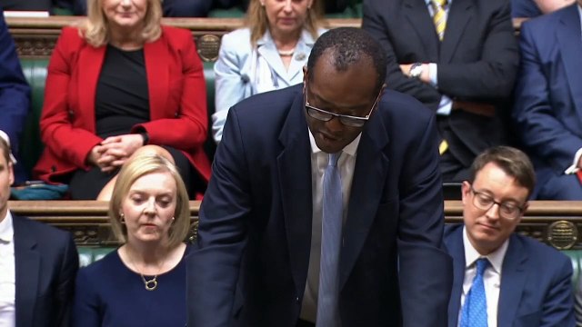 Chancellor Kwasi Kwarteng announces cuts to stamp duty