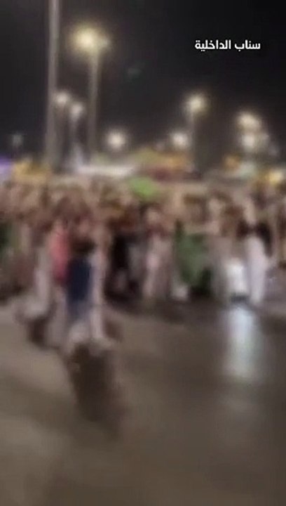 السعودية.. القبض على 17 شخصا ضايقوا المارة واعتدوا على مركبات رسمية