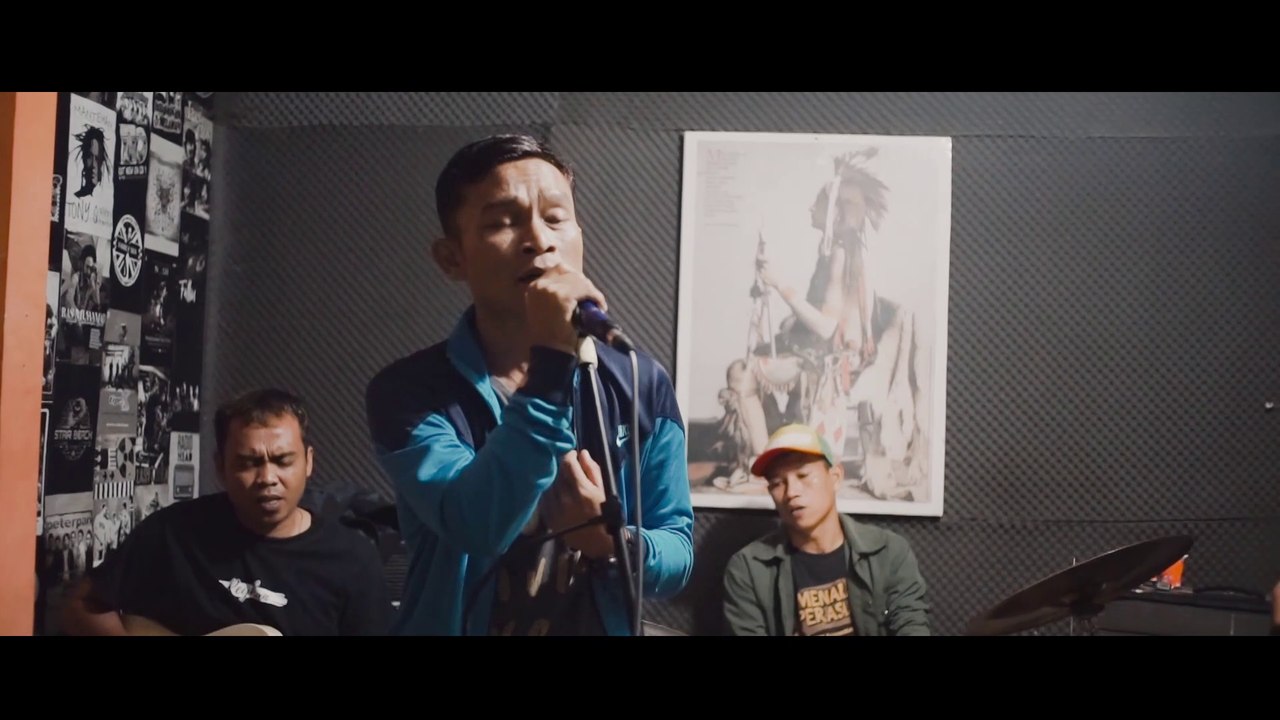 Che Poen Band - Tak Menyesal Mencintaimau