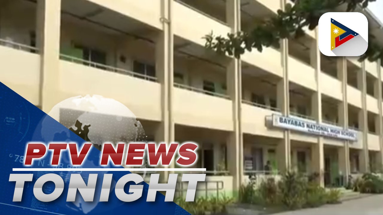 Video shows teacher in Bayabas Nat’l High Schoo...