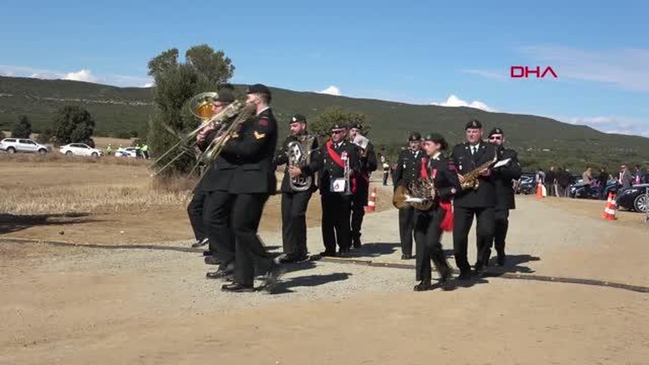 Son dakika haber! ÇANAKKALE'DE, KANADALI ASKERLER ANISINA DİKİLEN CARİBOU ANITI'NIN AÇILIŞI YAPILDI