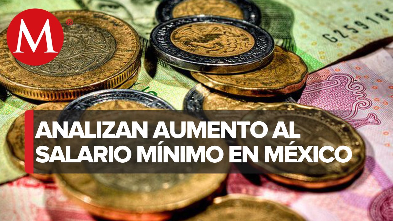 AMLO dice que habrá aumento "considerable" al salario mínimo; será por consenso