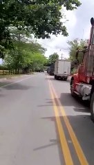 Por protesta social hay bloqueo en vía a la costa cerca a Caucasia