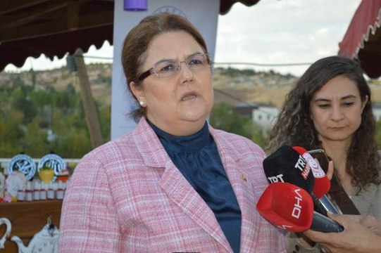 BAKAN YANIK İSTİHDAMI SAĞLANAN ŞEHİT YAKINI, GAZİ VE GAZİ YAKINI SAYISINI 47 BİN 437'YE ÇIKARDIK