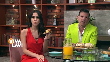 Mujeres organizan baile en el funeral de su amiga