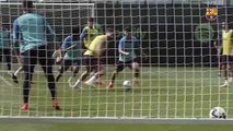 Lamine Yamal marca dos golazos en el entrenamiento del primer equipo / FCB