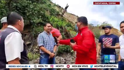 ¡Impresionante! Falla del Metal parte la carretera y "se traga" bus en Cucuyagua, Copán (VIDEO)