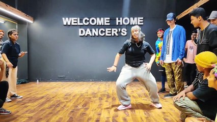 Character Dheela _ Ready _ Akanksha Sharma Choreography(mrrsh)