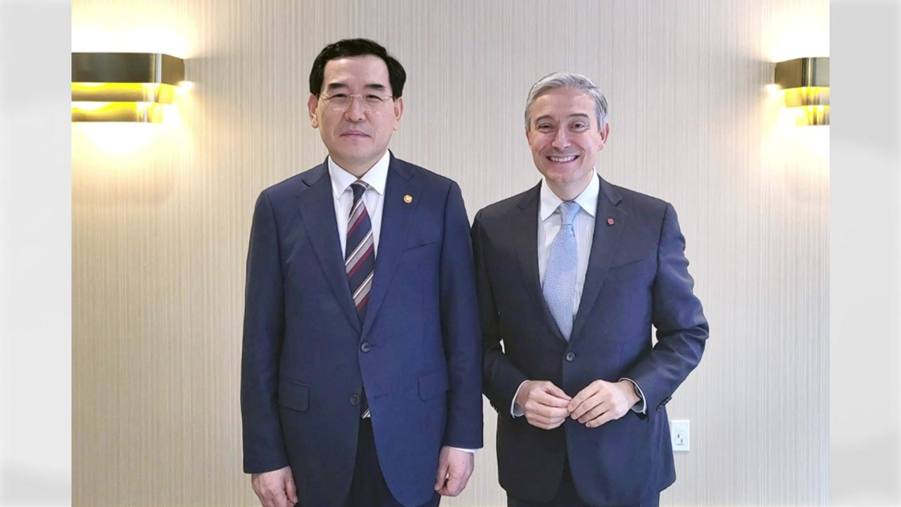한-캐나다 산업부 장관, 핵심광물 공급망 협력 강화 논의 / YTN