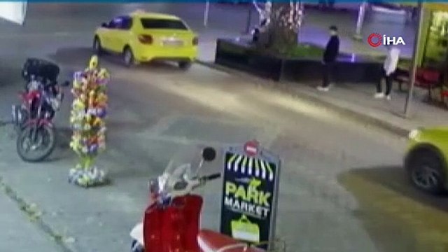 Şehrin göbeğinde onlarca kişi birbirine girdi