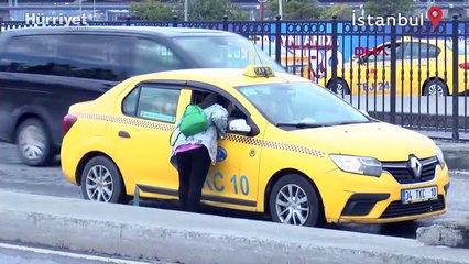 Eminönü'nde taksiciler yerli yolcuya da yabancı yolcuya da durmadı