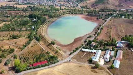 Kuraklıktan etkilenen Serpincik Göleti'nin suyu çekildi