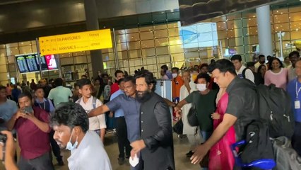 AR Rahman, Aishwarya Rai, Vikram travel economy class