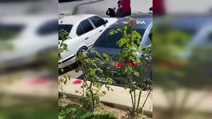 İzmir'de korku dolu anlar! Çocuklarının üzerine benzin döküp yakmaya kalkıştı