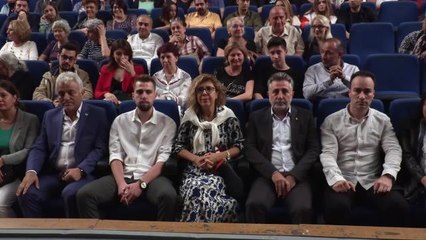 İzmir yerel haberleri | Bayraklı'da "Hırsız" Oyunu Sahnelendi