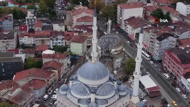 43 yıllık cami yıkıldıktan sonraki ilginç görüntüsüyle dikkat çekiyor