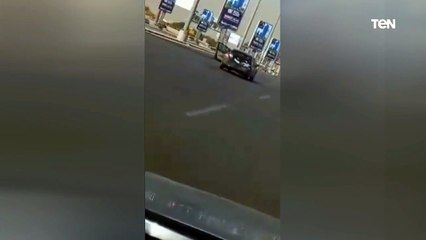 ضبط أحد الأشخاص لقيادة سيارة برعونة بأحد المحاور المرورية بالقاهرة